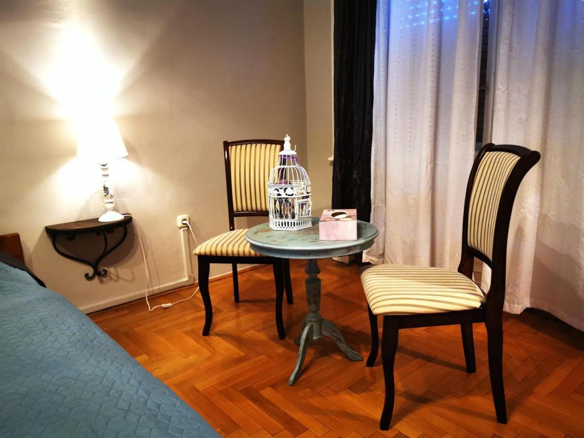 Belvarosi Vintage Apartman A Setaloutcan มิชโคลซ์ ภายนอก รูปภาพ